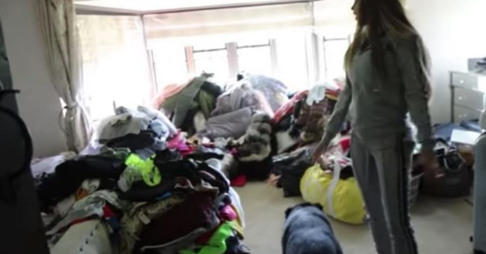 Katie Price shocks fans as she reveals rooms filled with clothes and mess
